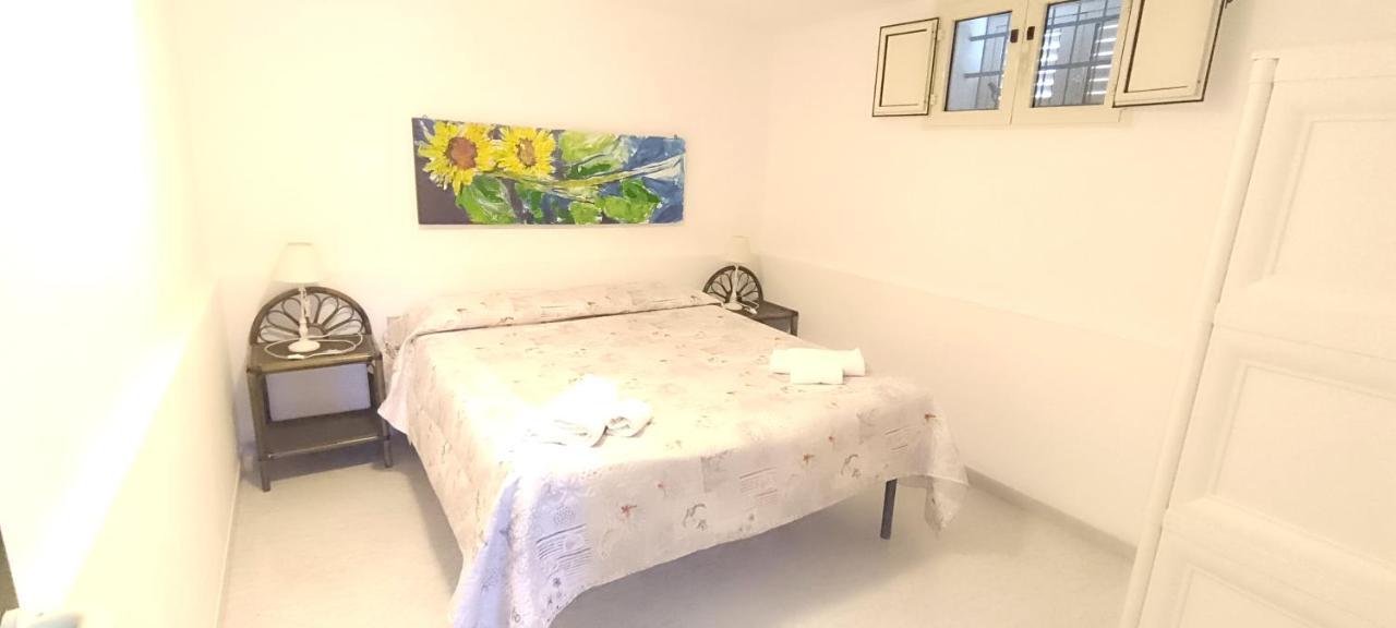 Orosei Re - Villa Aurora Rimedia A 50 Metri Dal Mare Exteriör bild
